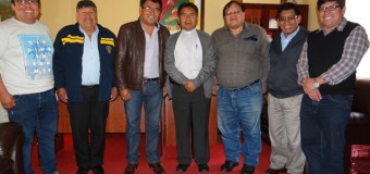 ALCALDE DE TORATA OFRECE BIENVENIDA A NUEVO VICARIO DE LA PARROQUIA SAN AGUSTÍN