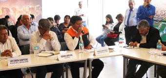 ALCALDE DE TORATA PRESENTA 03 PROYECTOS AL FONDO DE DESARROLLO MOQUEGUA PARA SU FINANCIAMIENTO