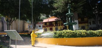 MUNICIPALIDAD DE TORATA INICIA TRABAJOS DE FUMIGACIÓN COMO PREVENCIÓN ANTE EL COVID-19 EN LUGARES DE MAYOR CONCURRENCIA