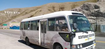 MUNICIPALIDAD DE TORATA DISPUSÓ MOVILIDADES PARA EL TRASLADO DE PRODUCTORES A MOQUEGUA ANTE LA EMERGENCIA POR EL COVID-19