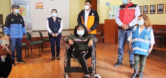 MUNICIPALIDAD DE TORATA LOGRA BENEFICIAR A PERSONAS CON DISCAPACIDAD MEDIANTE ENTREGA DE SILLAS DE RUEDAS